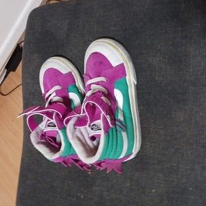 Toddler Dino Van's Size 8